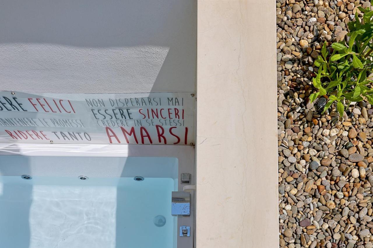 Guest House Aurora Polignano โปลีญาโนอามาเร ภายนอก รูปภาพ